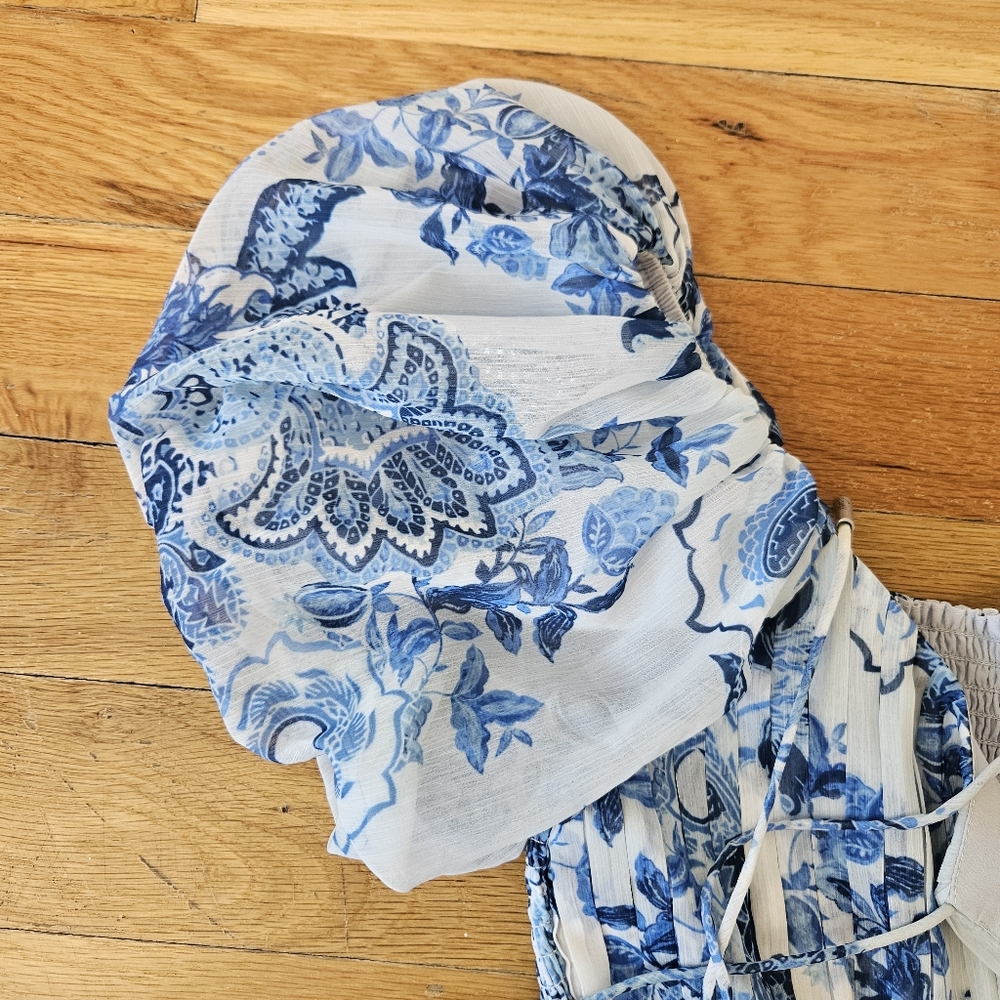 GUESS Blue Floral Dress Puff Sleeve  Size M - Picture 7 of 15